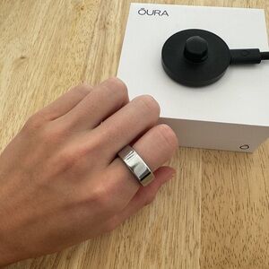 Oura Polished Silver Ring